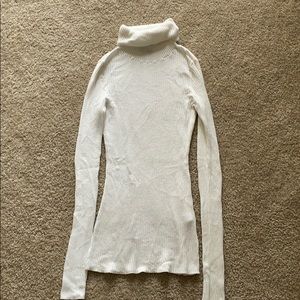 Express White Sweater Size M